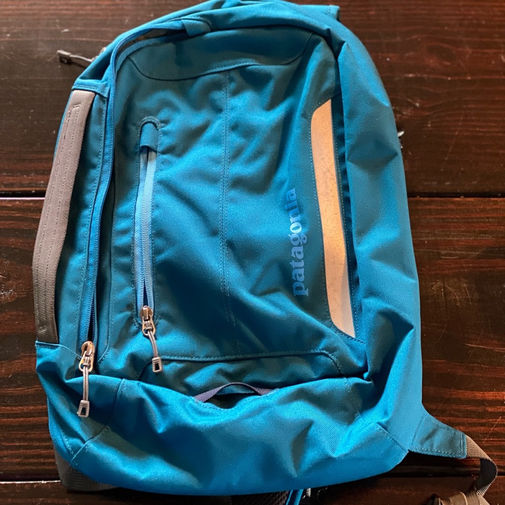 Patagonia one shoulder strap backpack